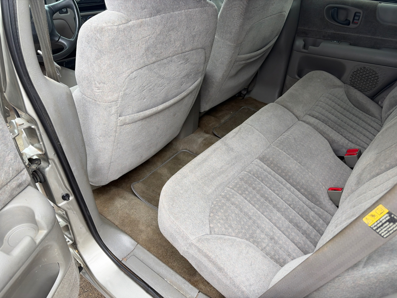 Chevrolet Blazer 4-Door 2WD LS 2002