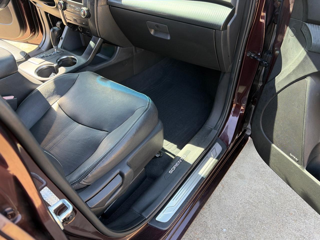 Kia Sorento SX 4WD 2011