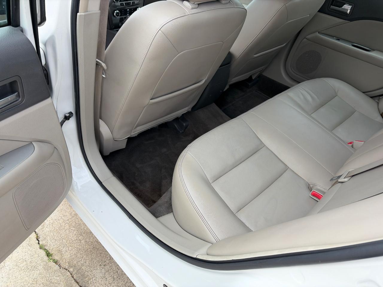 Ford Fusion I4 SEL 2011