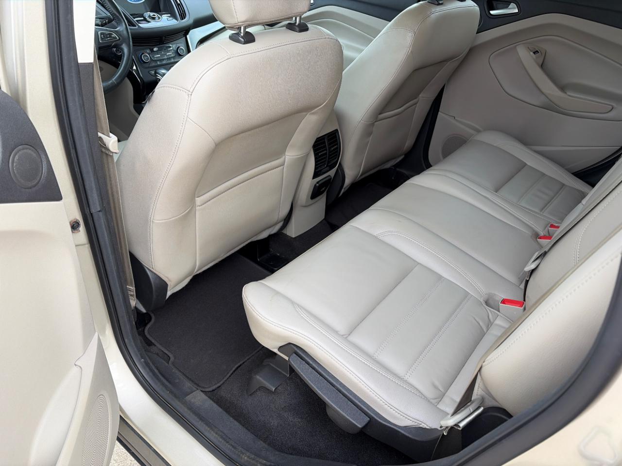 Ford Escape Titanium 4WD 2018