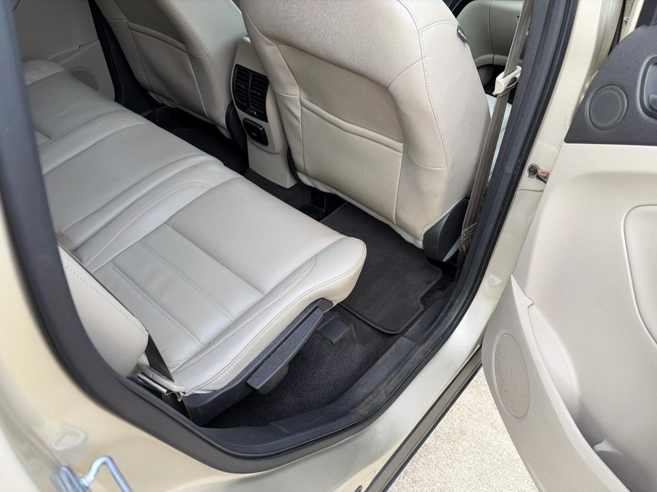 Ford Escape Titanium 4WD 2018