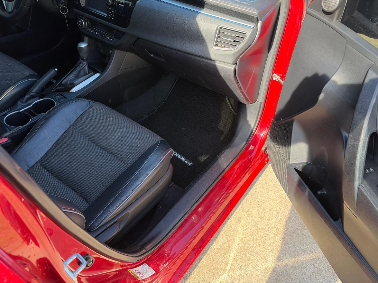 Toyota Corolla S Premium CVT 2014