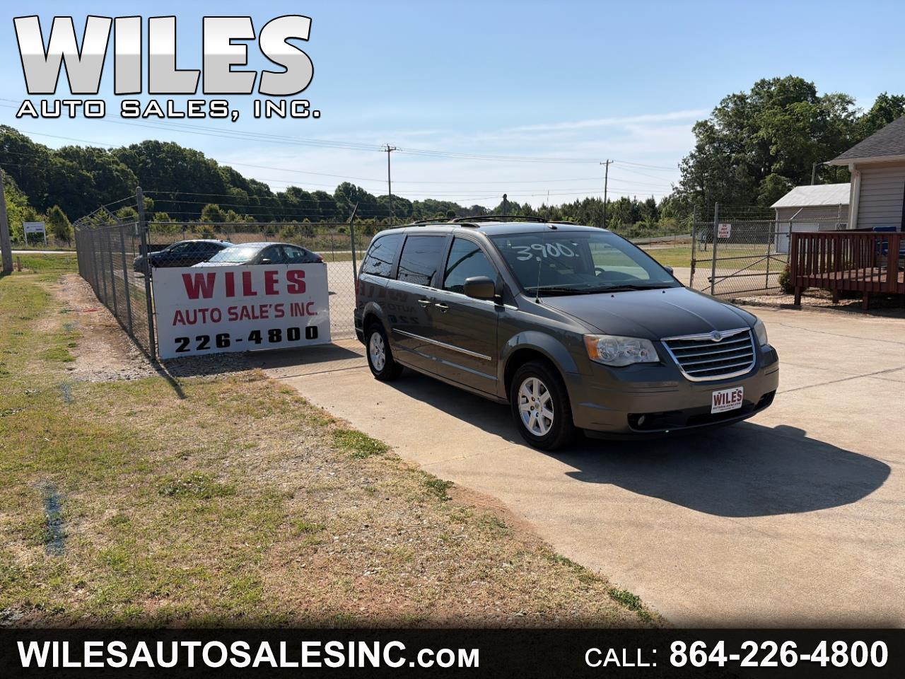 Chrysler Town & Country Touring 2010