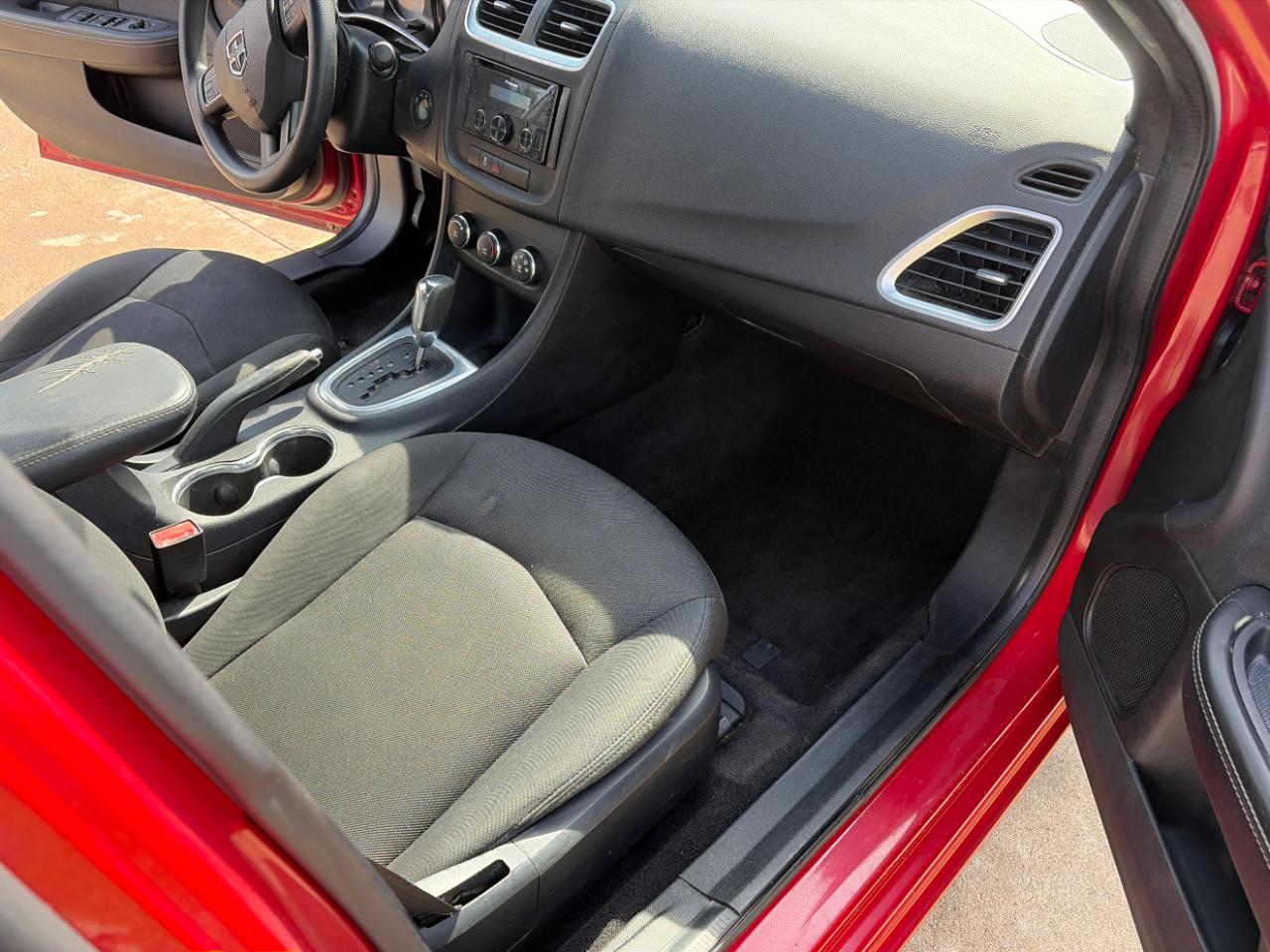 Dodge Avenger SE 2014