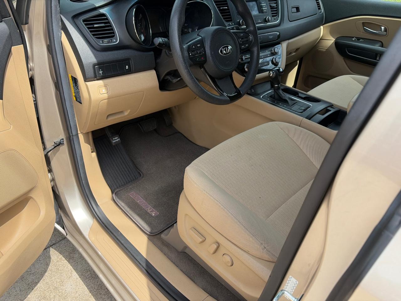 Kia Sedona LX 2017