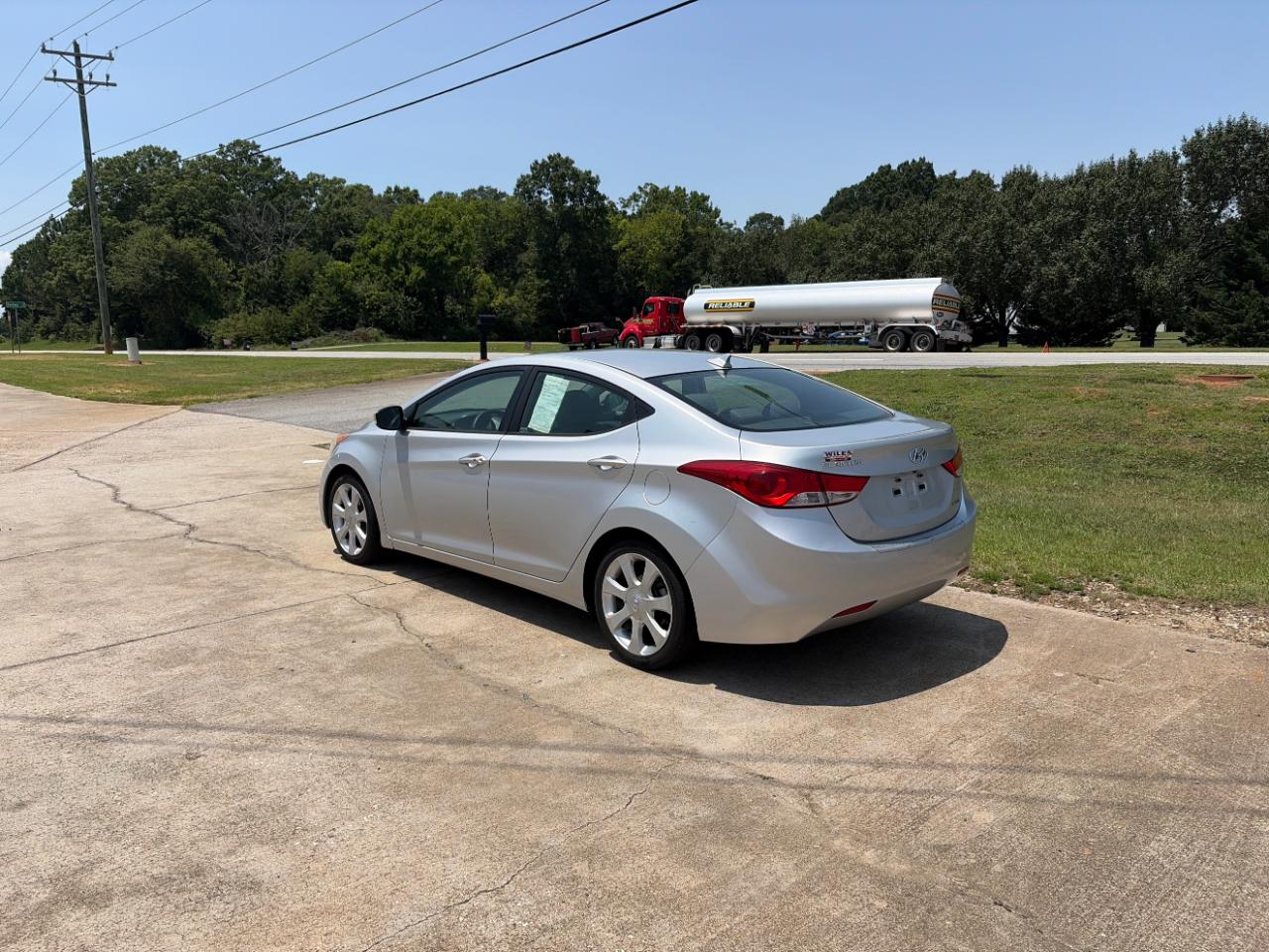 Hyundai Elantra Limited 2013