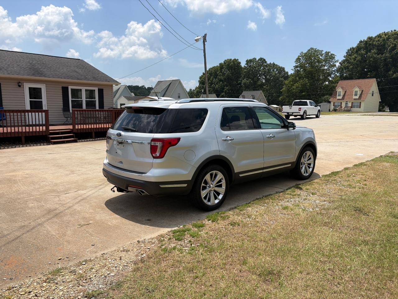 Ford Explorer Limited FWD 2018