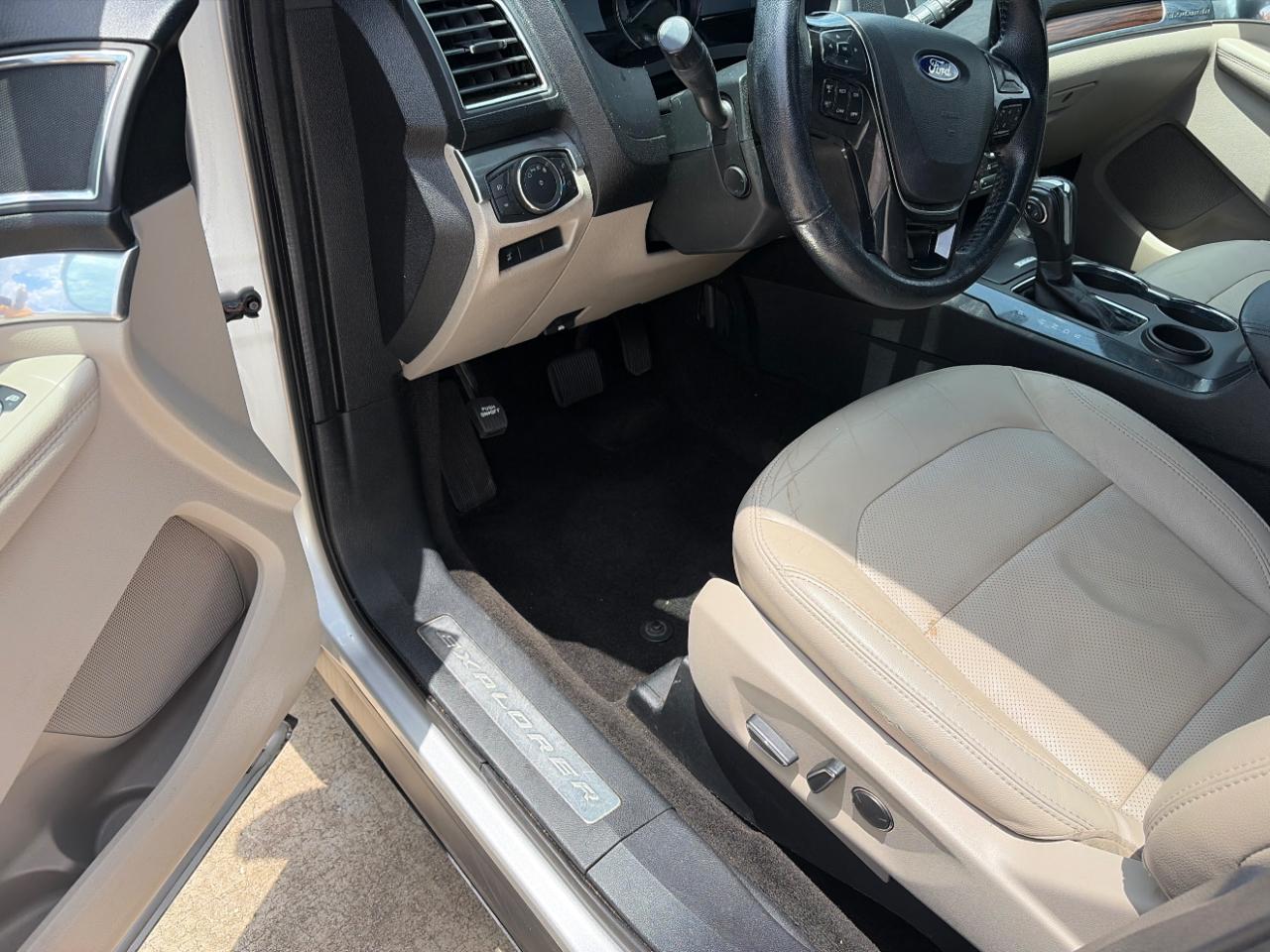 Ford Explorer Limited FWD 2018