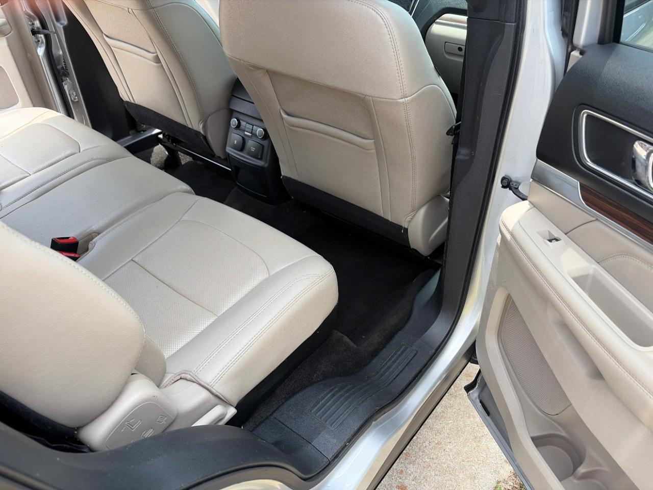 Ford Explorer Limited FWD 2018