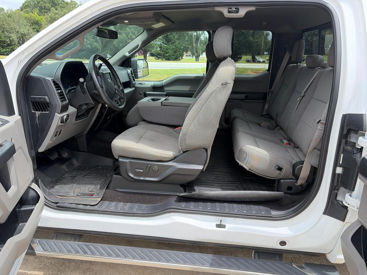 Ford F-150 XLT SuperCab 6.5-ft. 2WD 2019