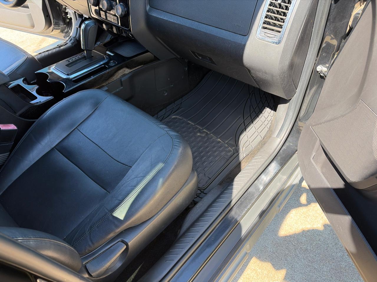 Ford Escape Limited FWD 2011