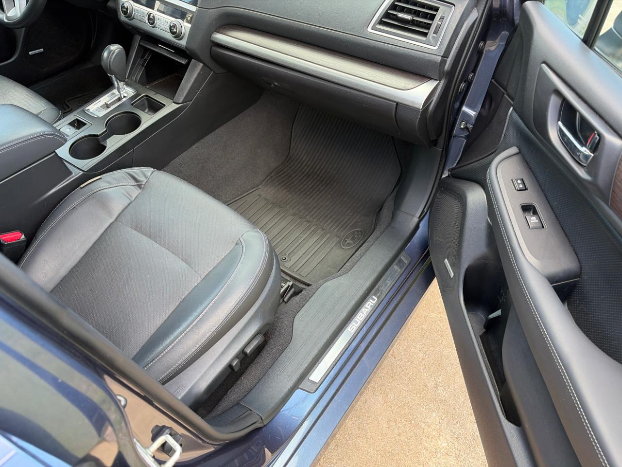 Subaru Legacy 2.5i Limited 2017