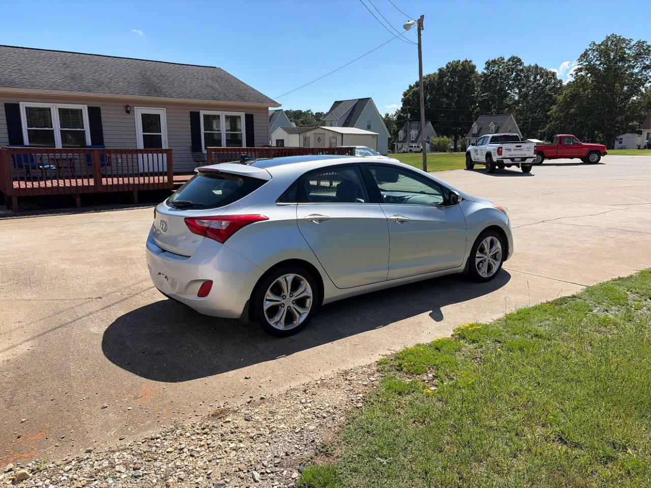Hyundai Elantra GT A/T 2013