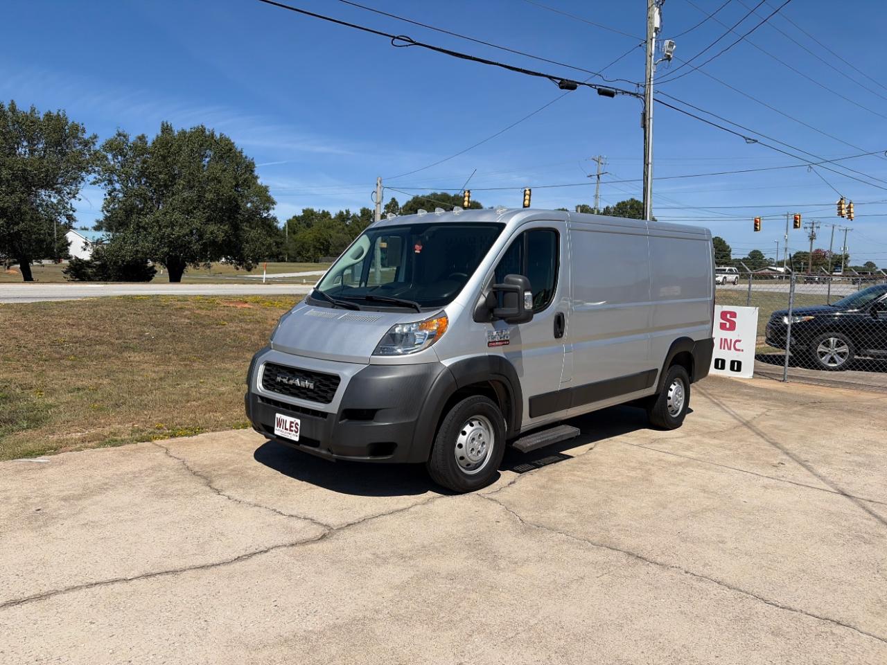 RAM Promaster 1500 Low Roof Tradesman 136-in. WB 2019