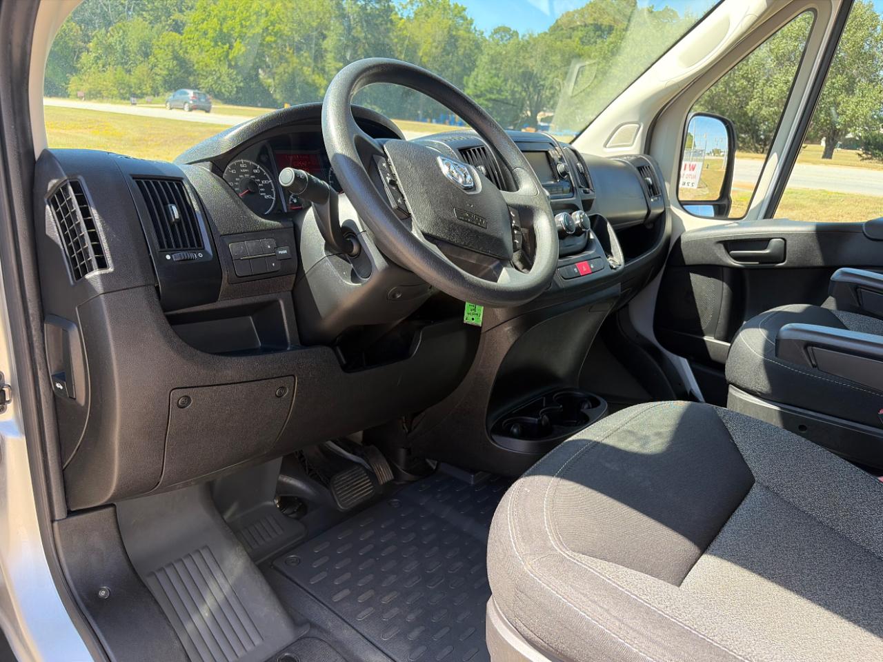 RAM Promaster 1500 Low Roof Tradesman 136-in. WB 2019