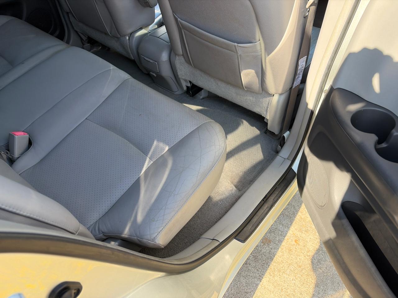 Toyota Highlander V6 2WD 2005
