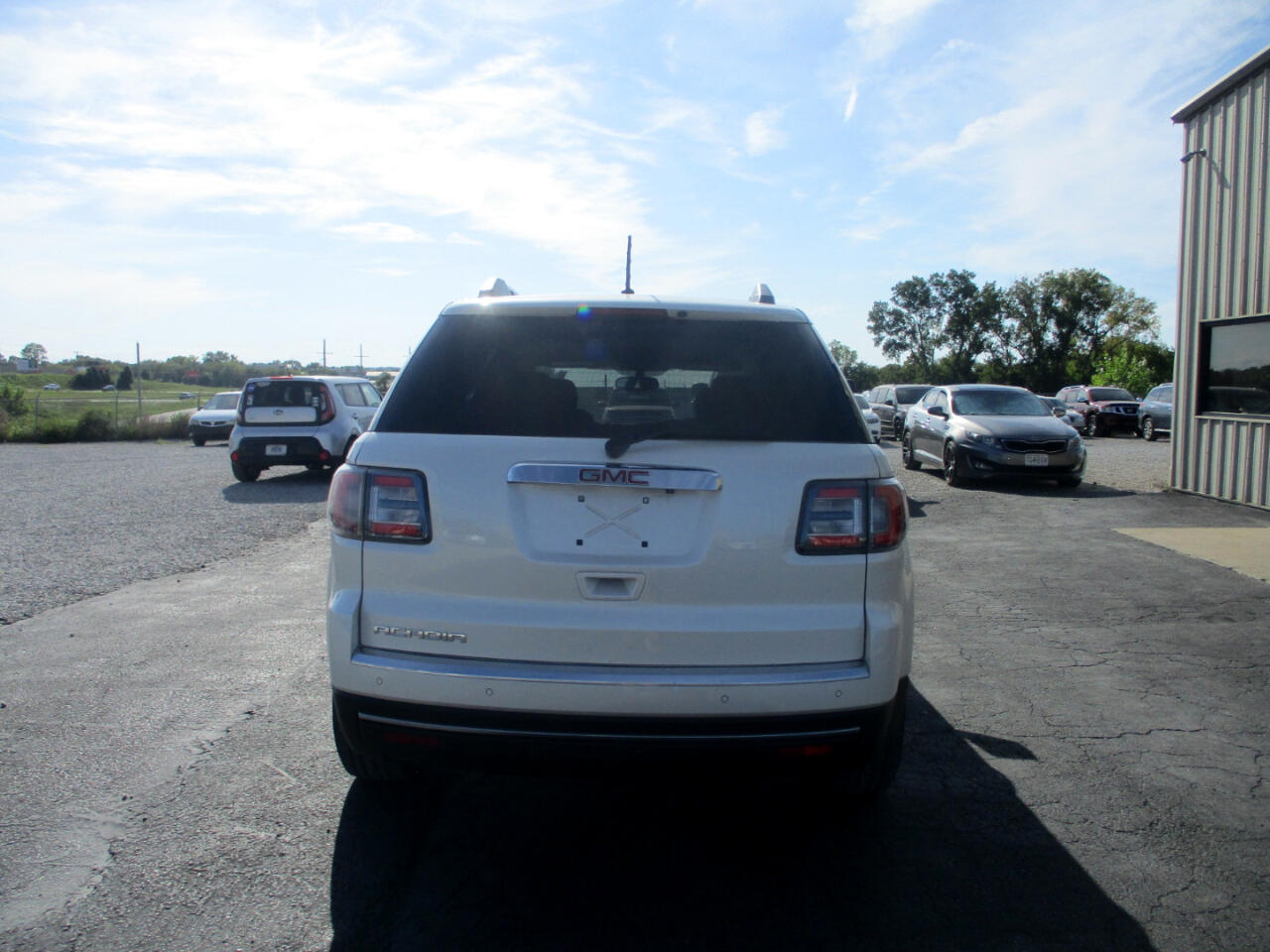 2014 Gmc Acadia SLE photo 3