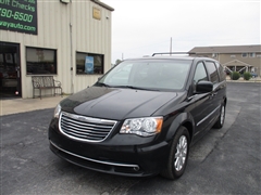 2014 Chrysler Town & Country 