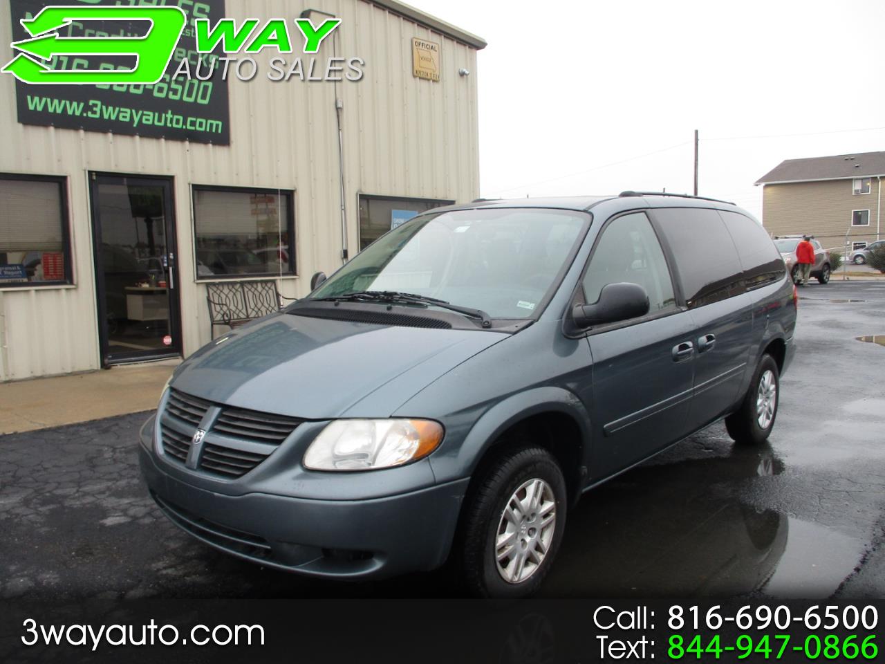 2005 Dodge Grand Caravan SE