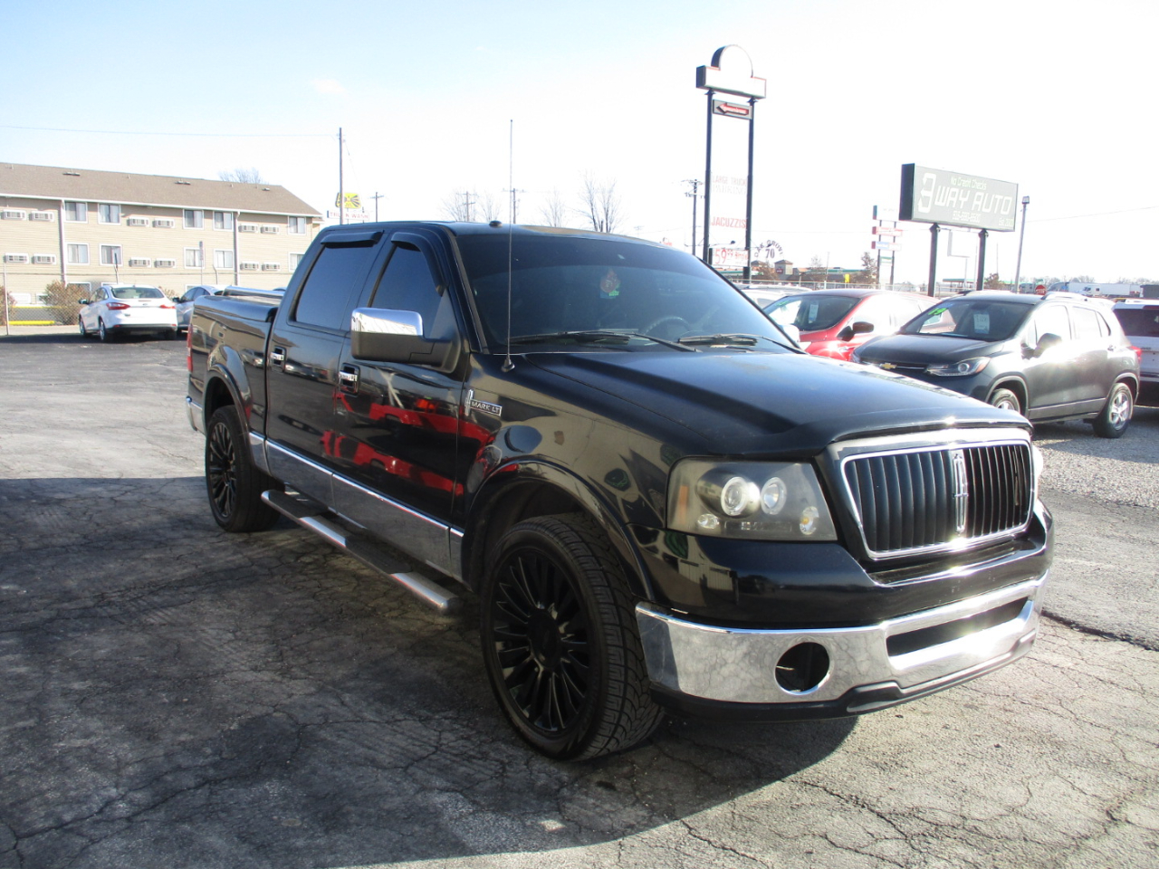 Lincoln Mark LT 2WD 2006