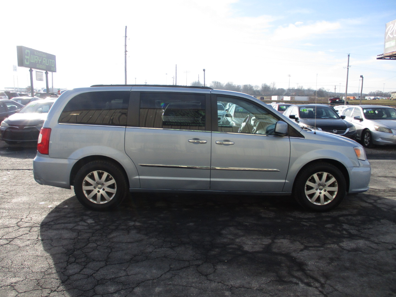 Chrysler Town & Country Touring 2016