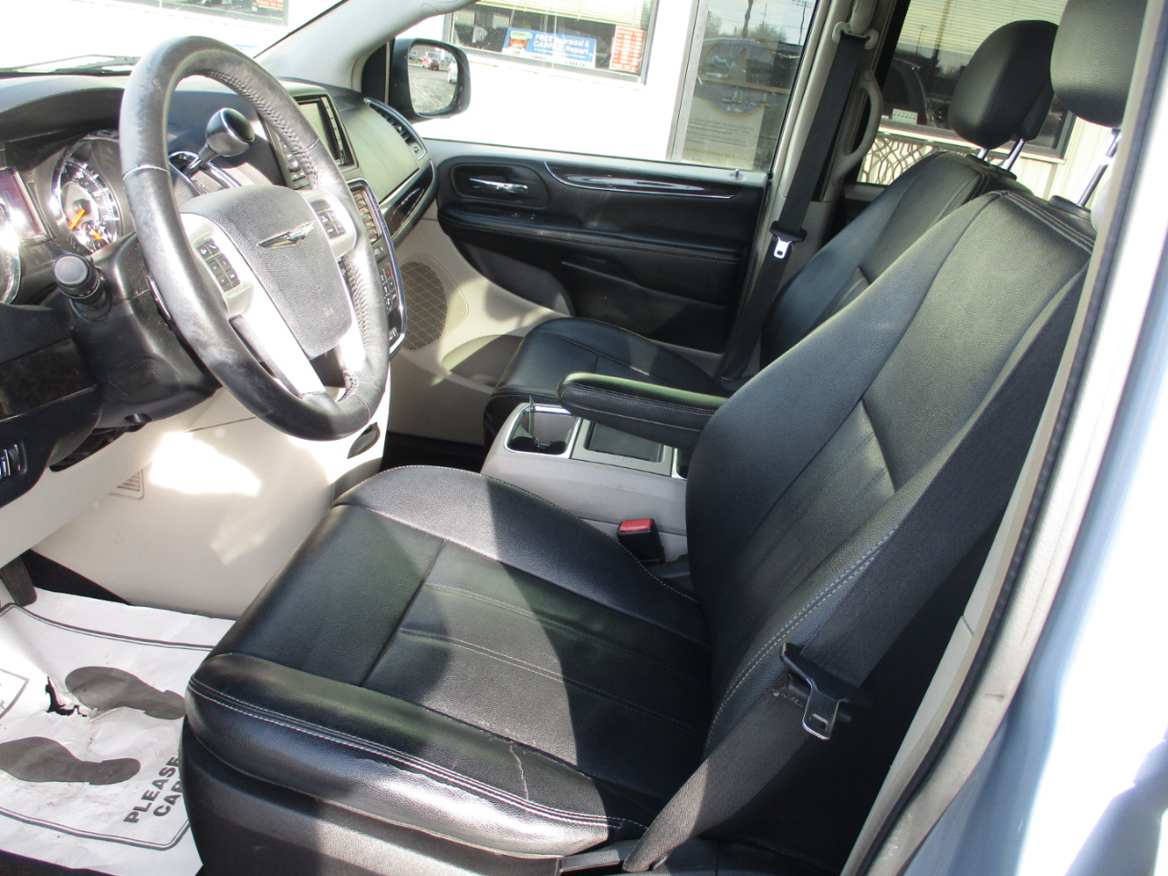 Chrysler Town & Country Touring 2016