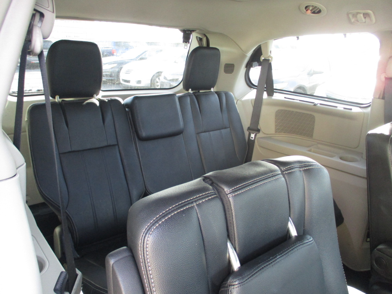 Chrysler Town & Country Touring 2016