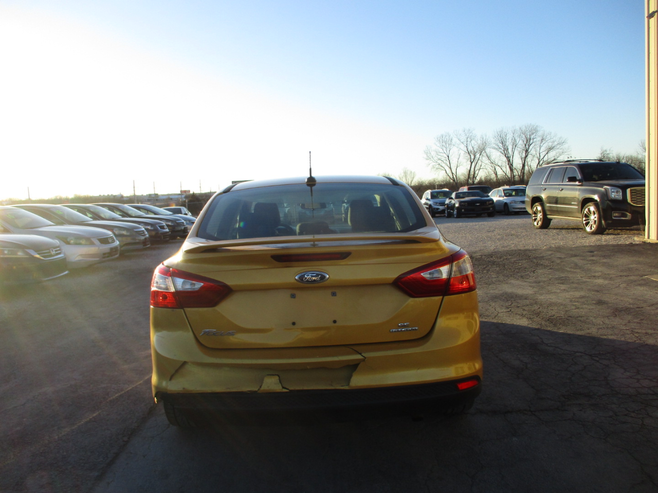 Ford Focus SE Sedan 2012