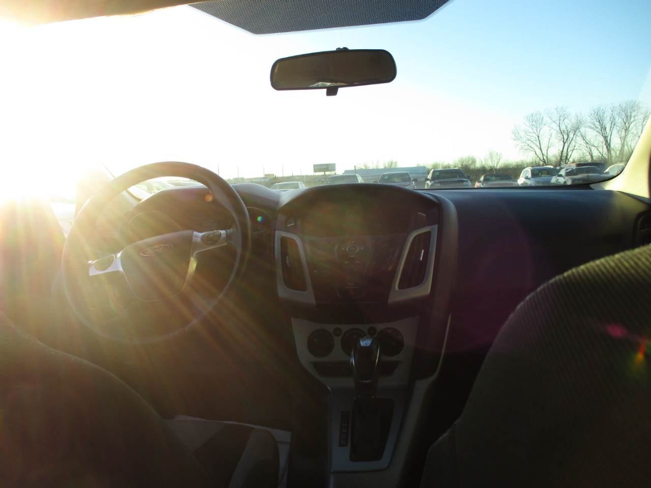 Ford Focus SE Sedan 2012