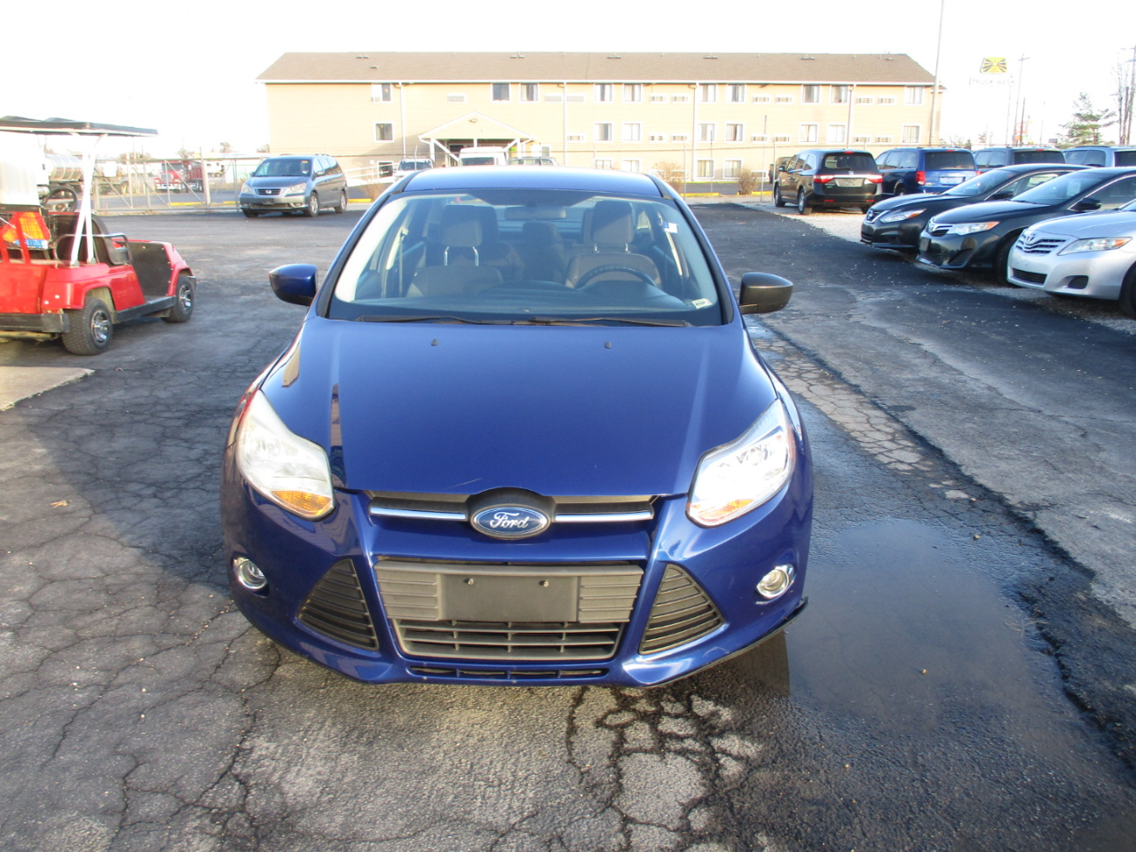 Ford Focus SE Sedan 2012