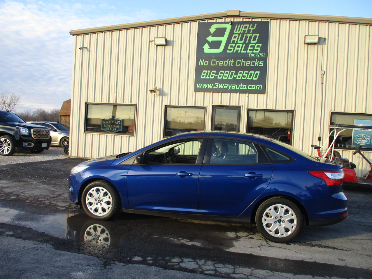 Ford Focus SE Sedan 2012