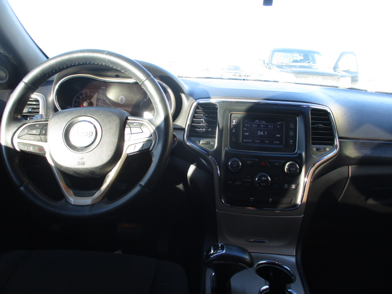 Jeep Grand Cherokee Laredo 2WD 2014