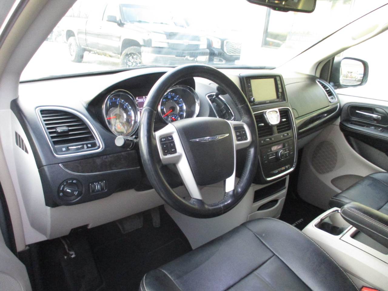 Chrysler Town & Country Touring 2016