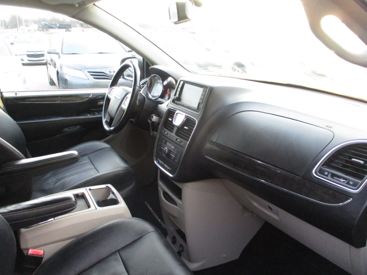 Chrysler Town & Country Touring 2016