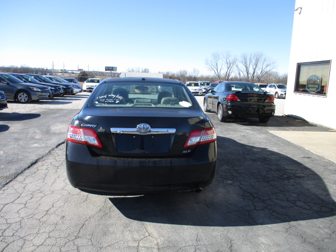 Toyota Camry Base 6-Spd AT 2011