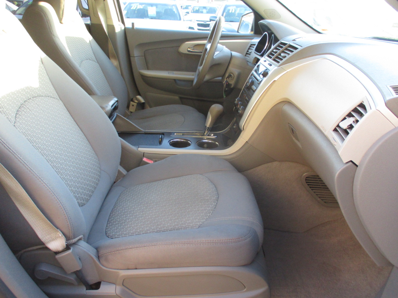 Chevrolet Traverse LS AWD 2011