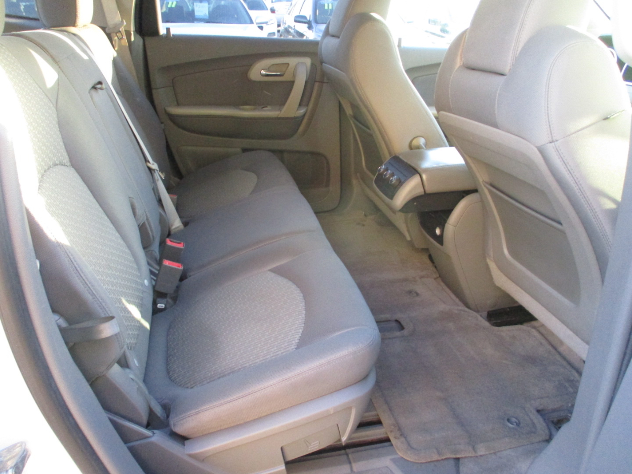 Chevrolet Traverse LS AWD 2011