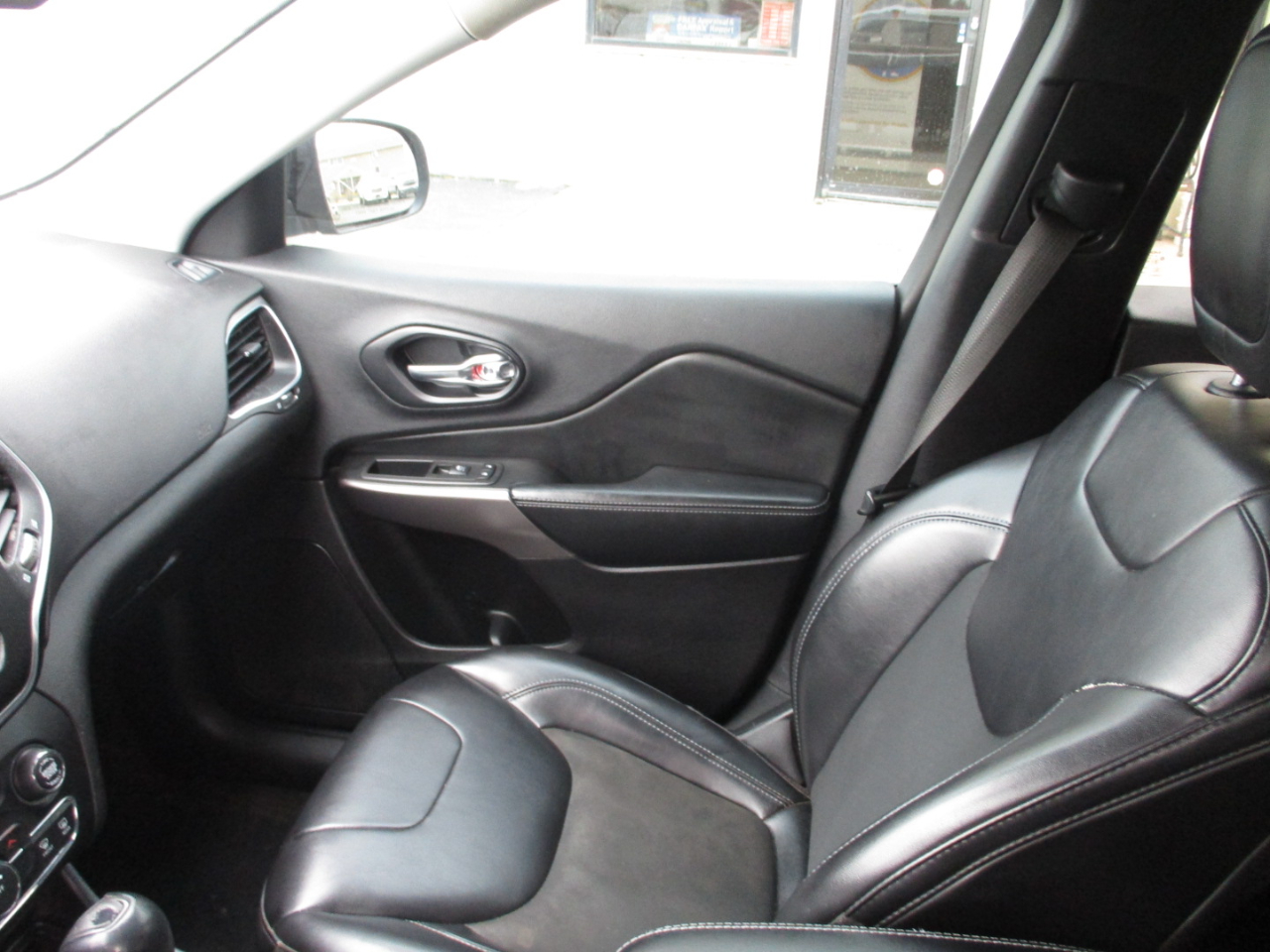 Jeep Cherokee Latitude Plus FWD 2019