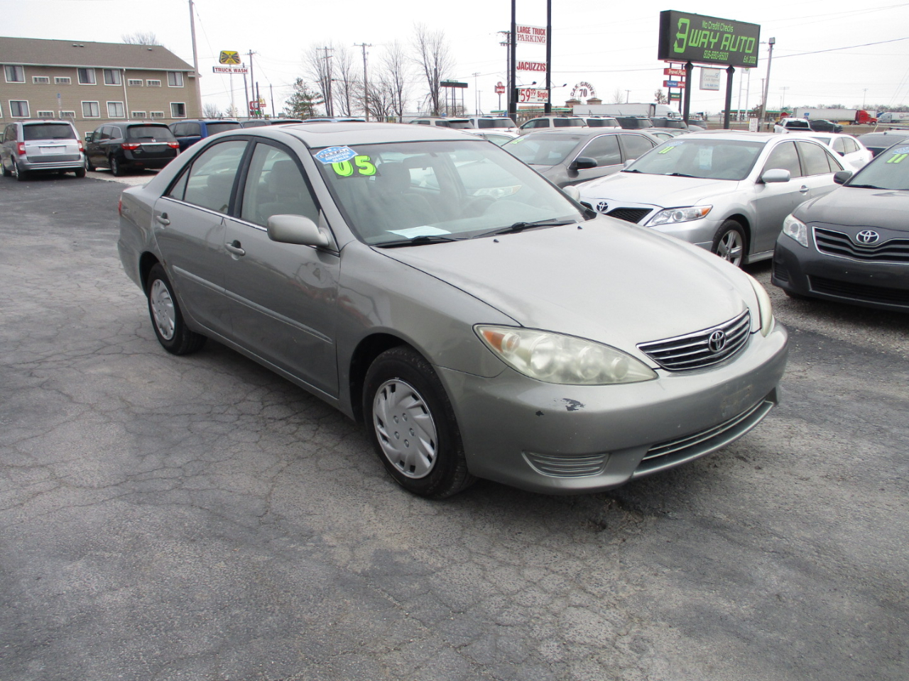 Toyota Camry LE 2005