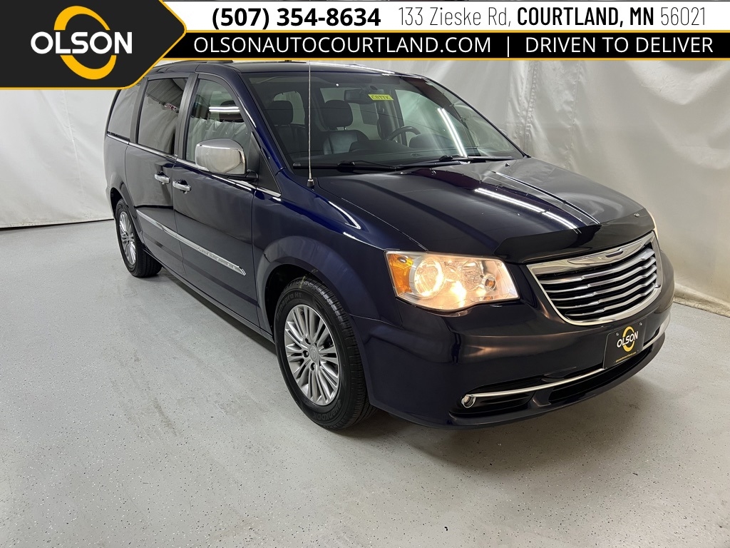 Used 2014 Chrysler Town & Country TouringL for Sale in Courtland MN