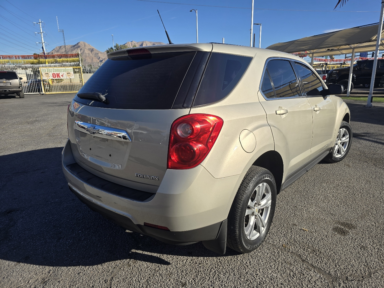 Chevrolet Equinox LS 2WD 2011