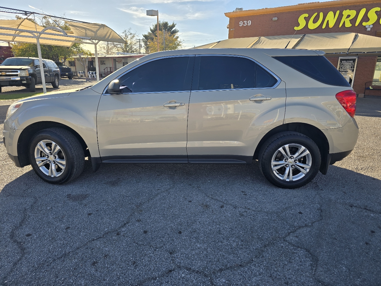 Chevrolet Equinox LS 2WD 2011