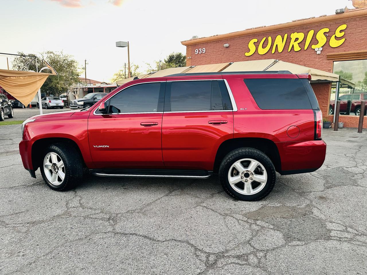 GMC Yukon 4WD 4dr SLT 2015