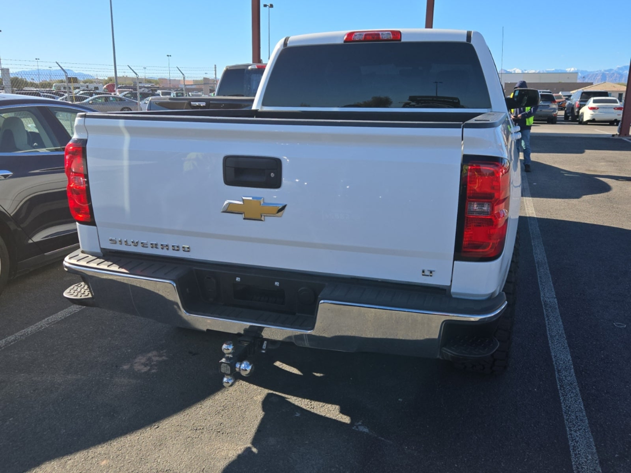 Chevrolet Silverado 1500 4WD Crew Cab 143.5" LT w/1LT 2015