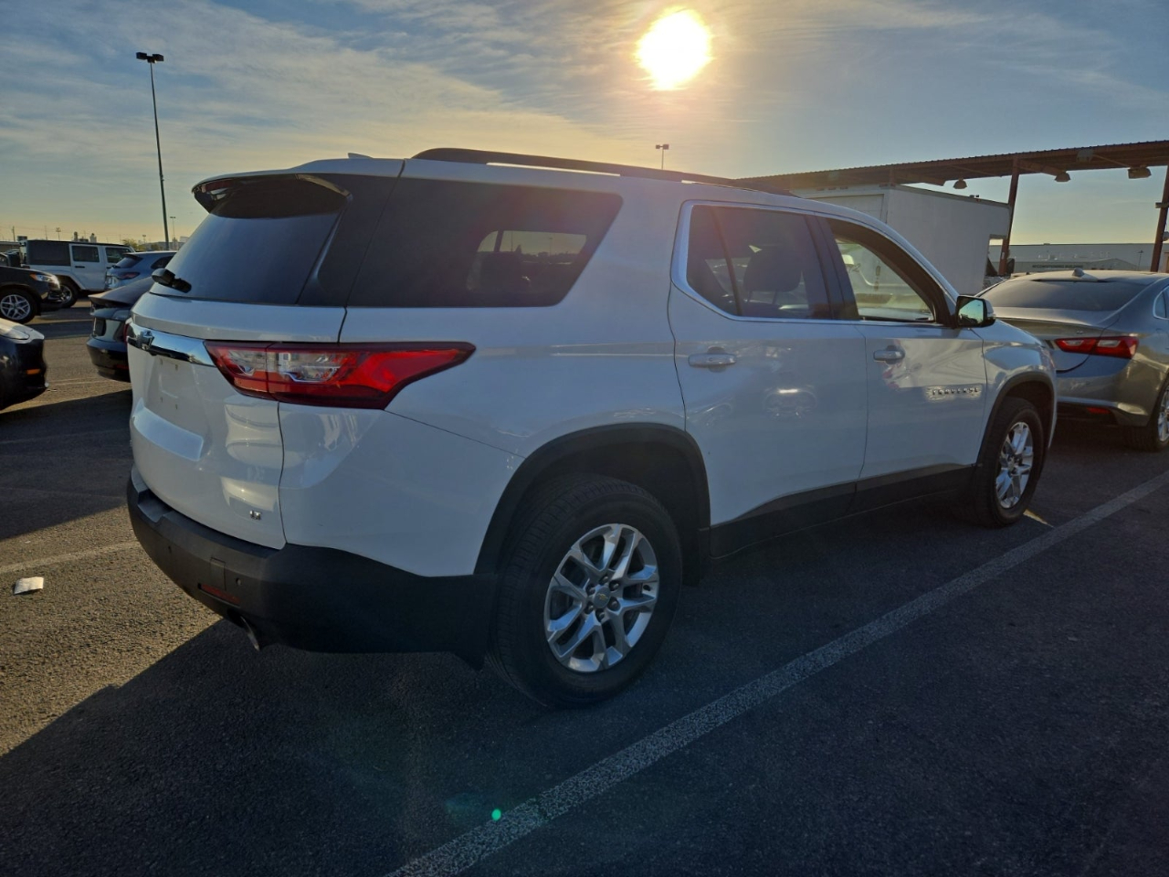 Chevrolet Traverse FWD 4dr LT Cloth w/1LT 2019