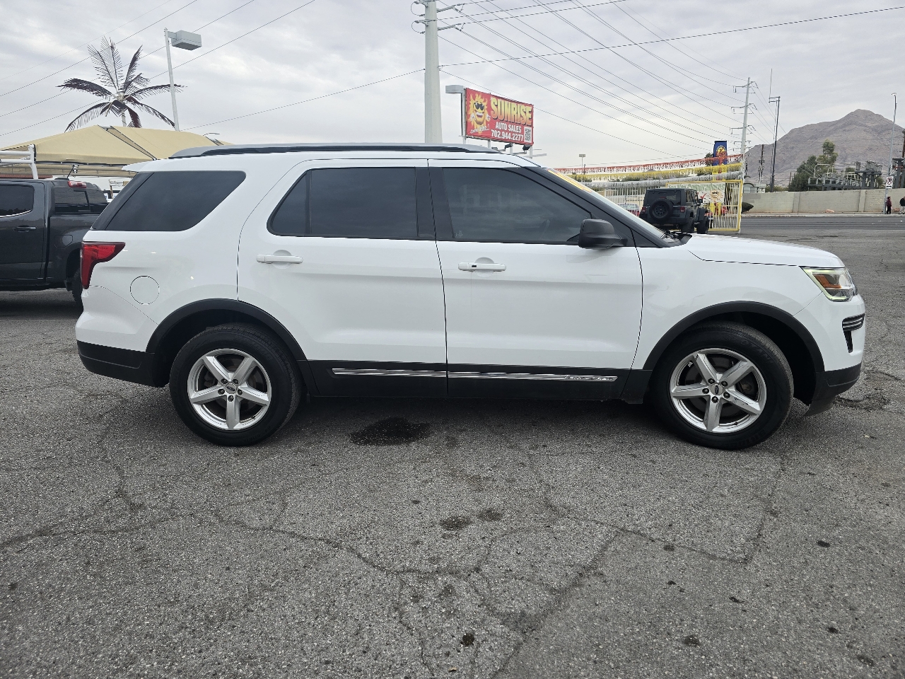 Ford Explorer XLT FWD 2018