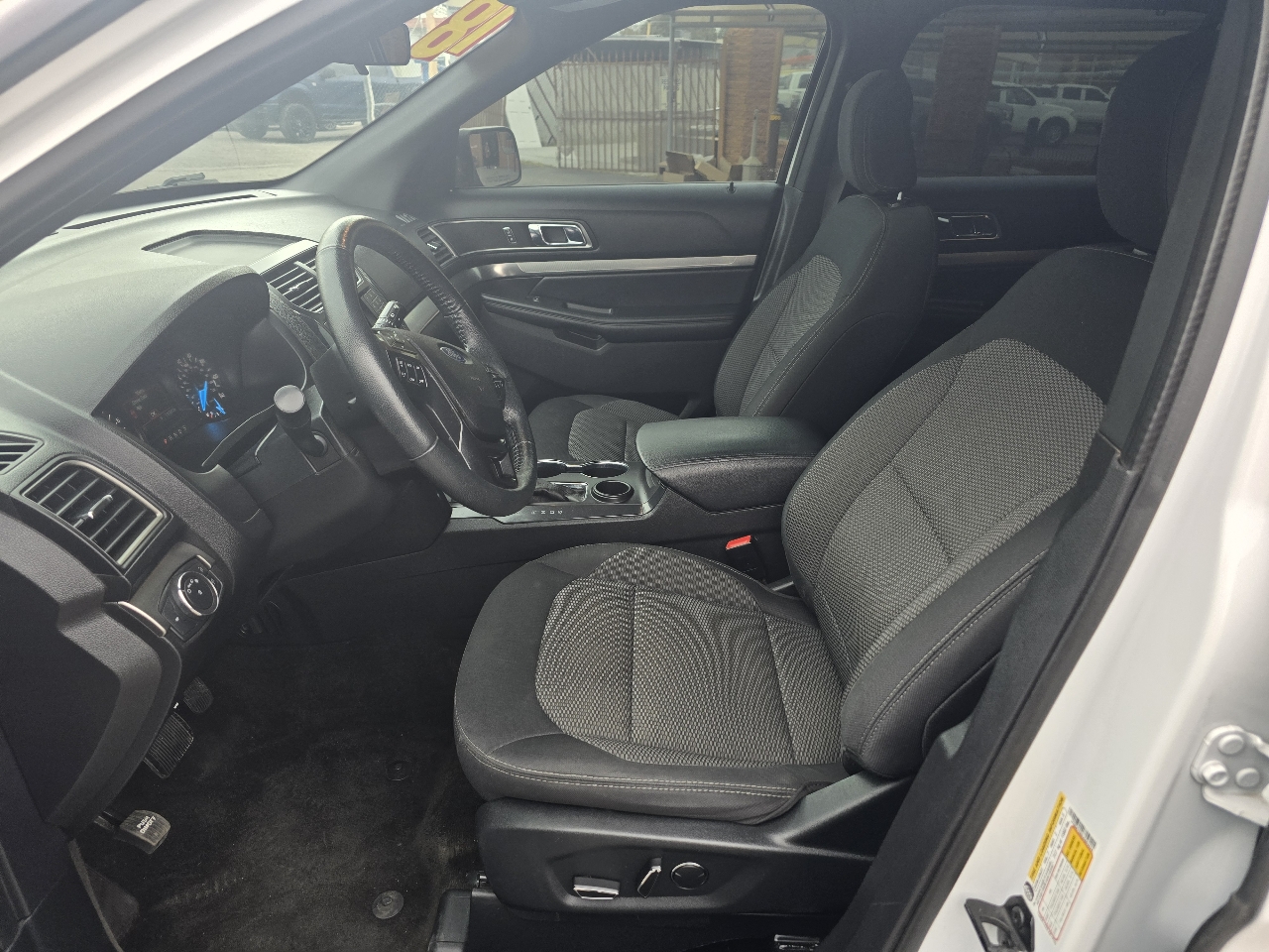 Ford Explorer XLT FWD 2018