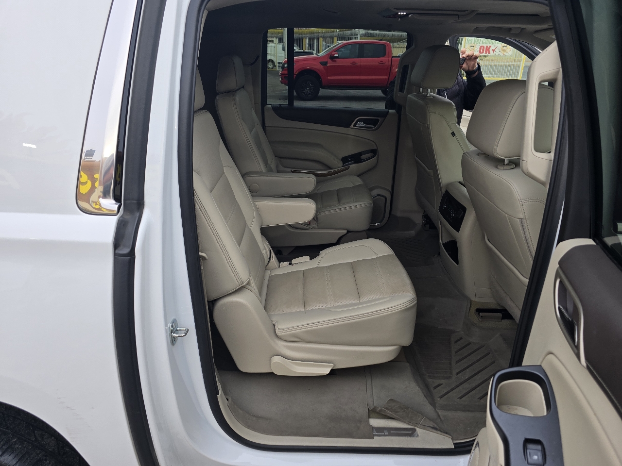 GMC Yukon XL 4WD 4dr Denali 2017