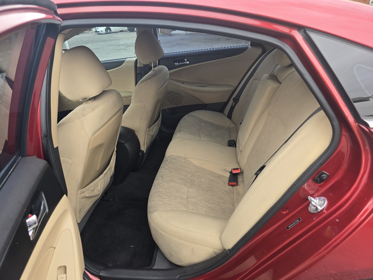 Hyundai Sonata 4dr Sdn 2.4L Auto GLS *Ltd Avail* 2013