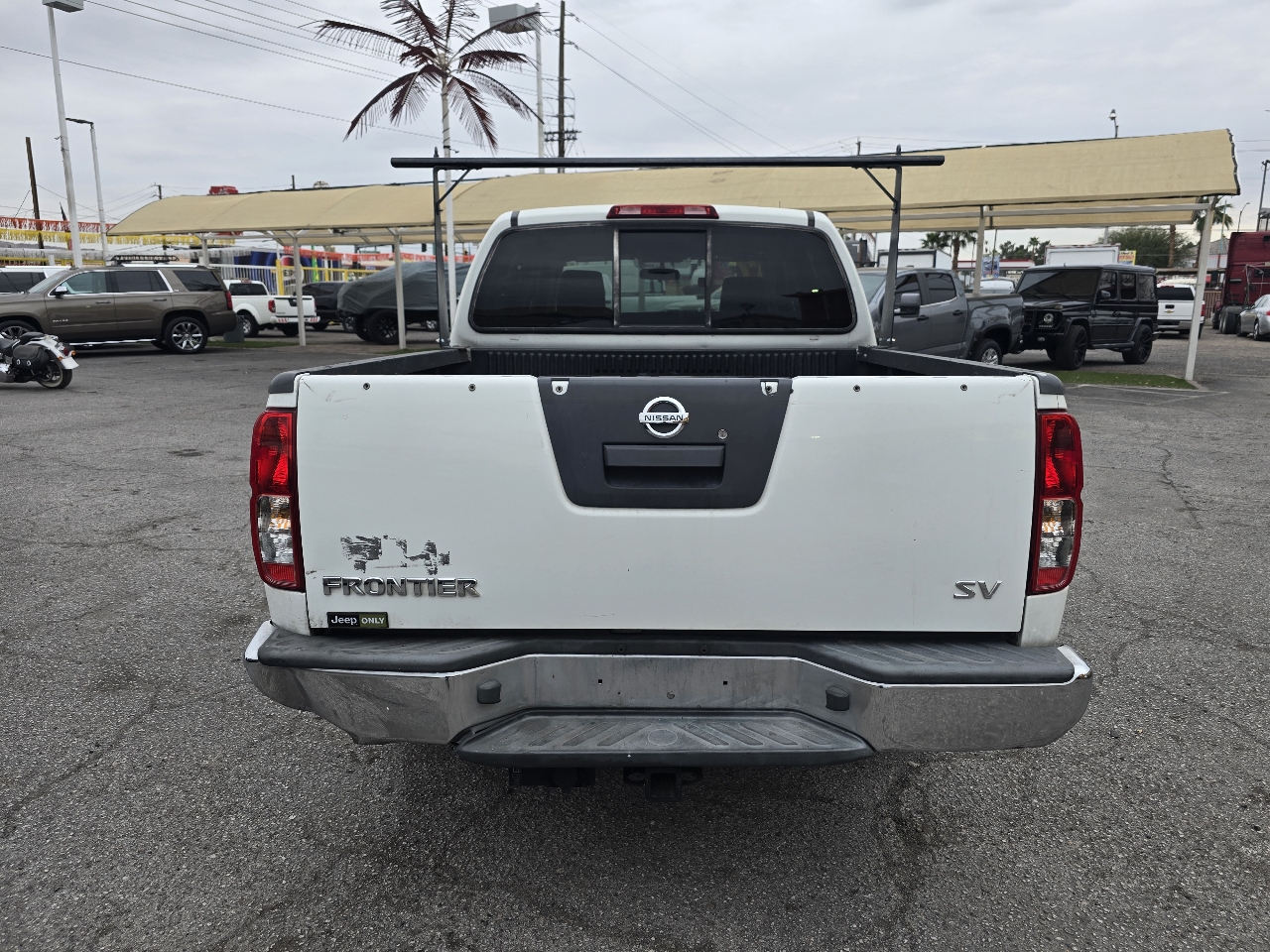 Nissan Frontier Crew Cab 4x2 SV V6 Auto 2017